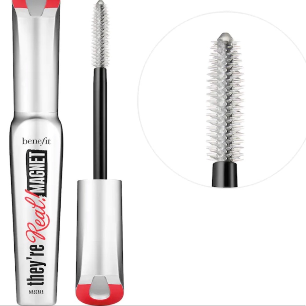 Benefit They're Real! Magnet Extreme Mascara